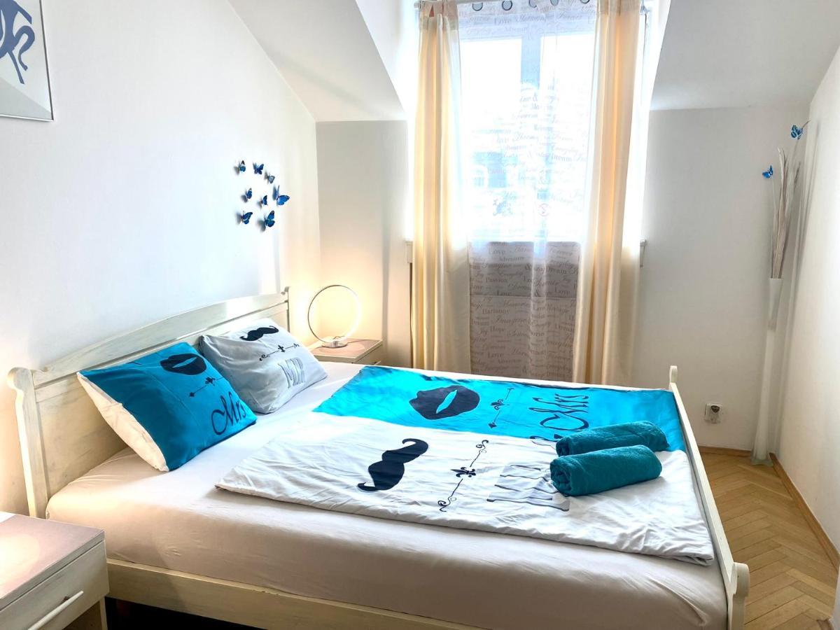 Fantastic Apartment In The City Center Prag Exterior foto