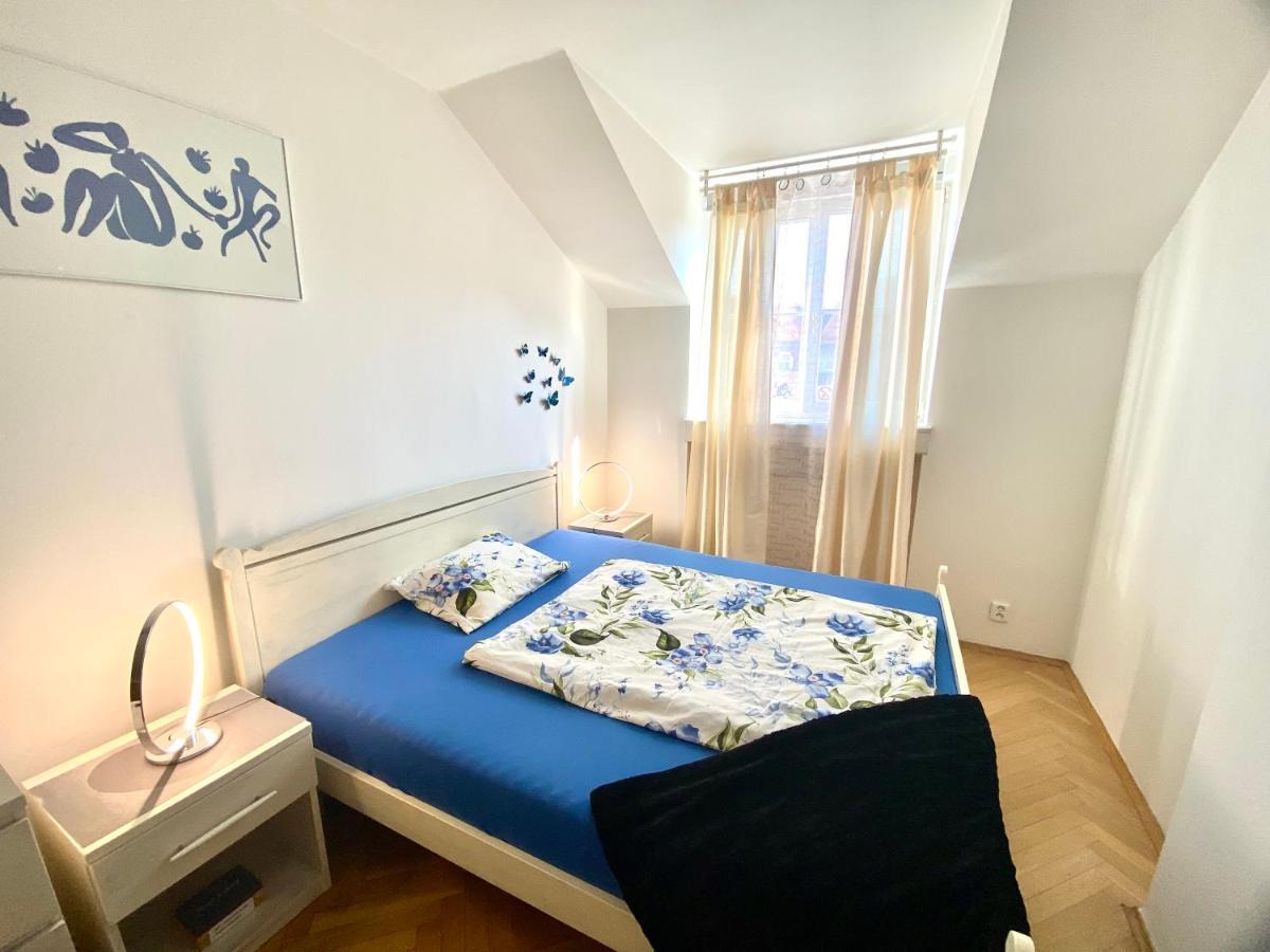 Fantastic Apartment In The City Center Prag Exterior foto