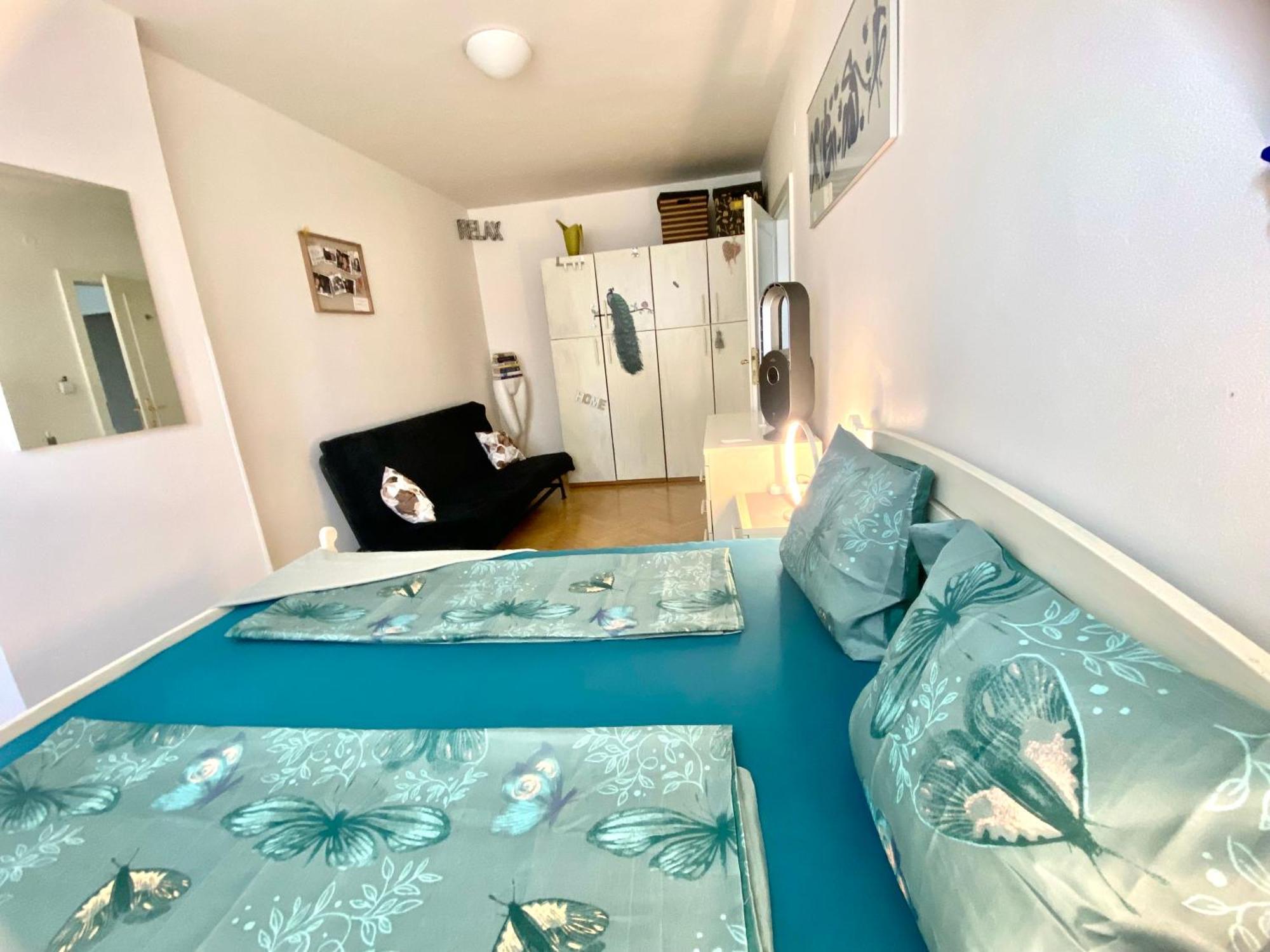 Fantastic Apartment In The City Center Prag Exterior foto